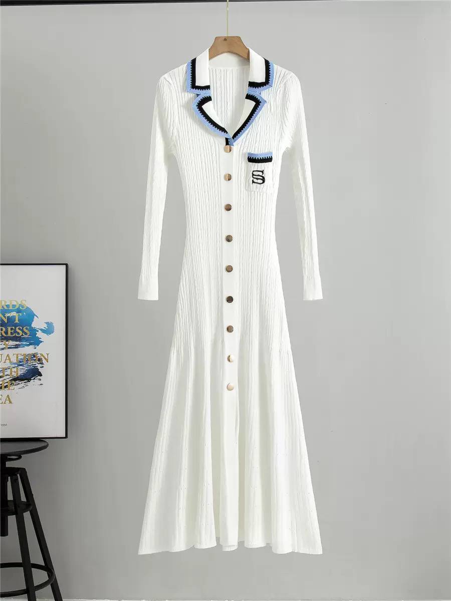 Virales Strickkleid