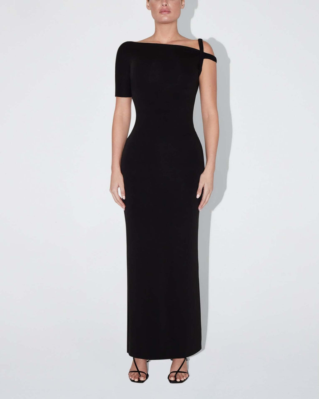 One-Shoulder Maxikleid