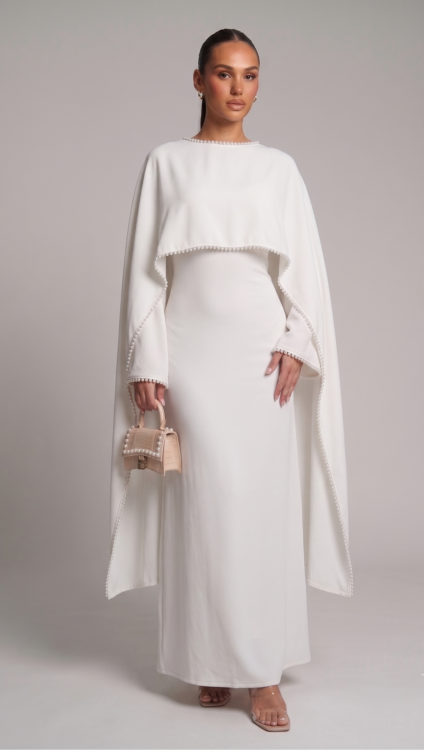 Abaya mit Perlenbesatz