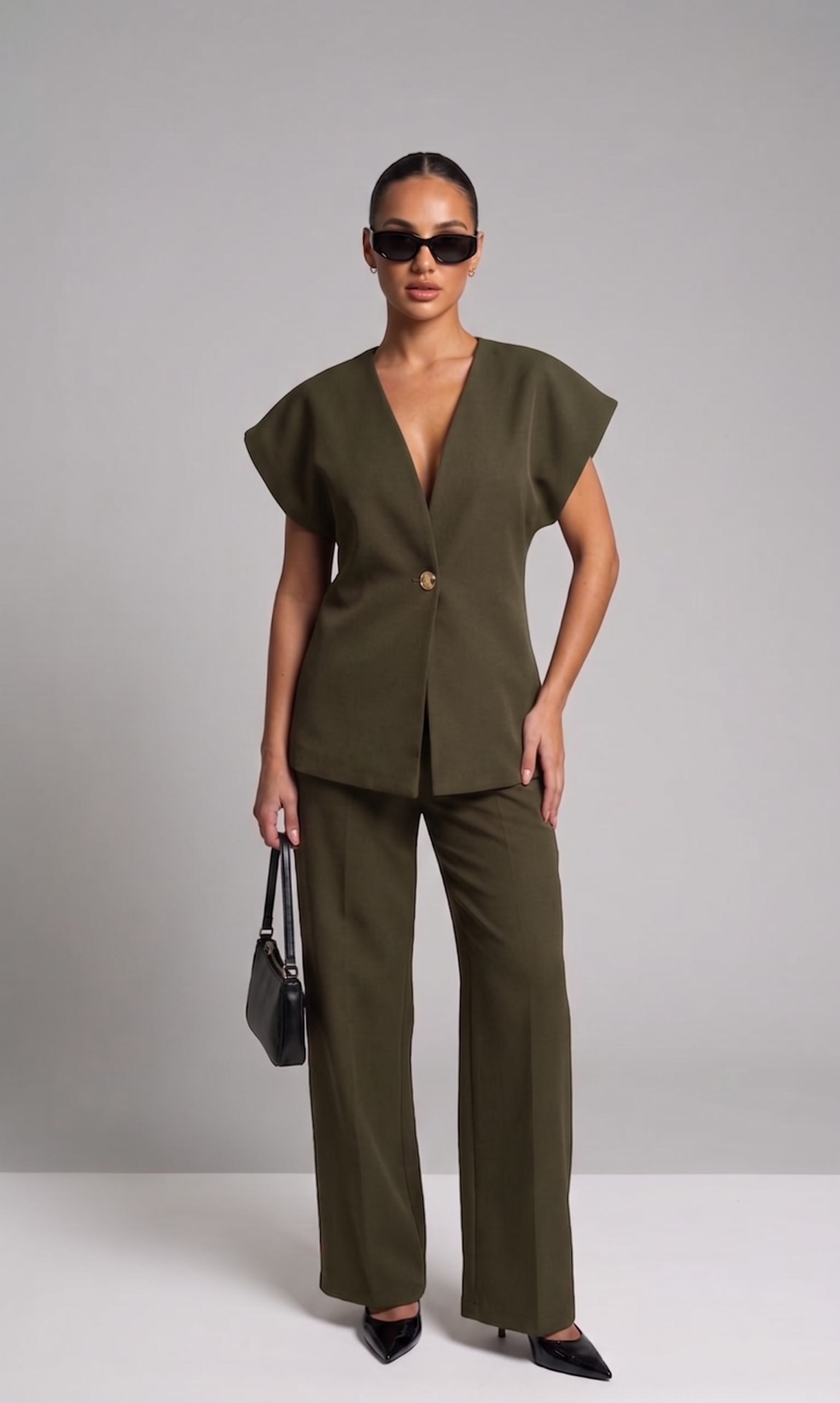 Set aus Geknöpftem Top und Hose