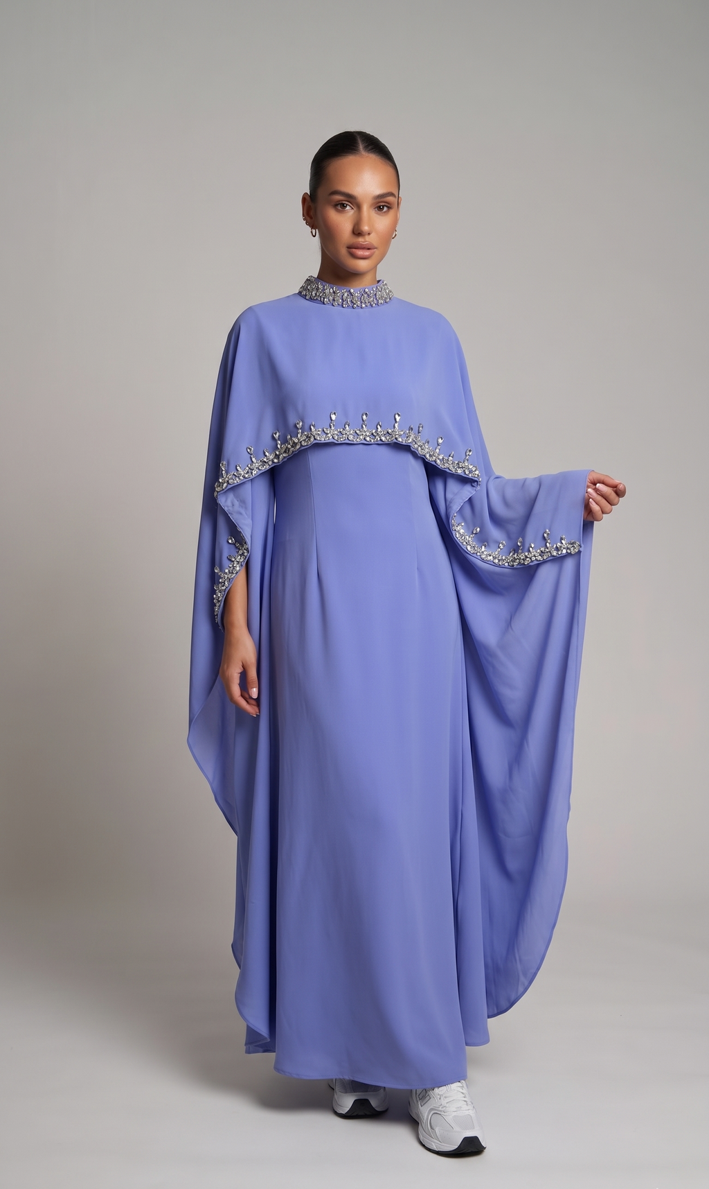 Elegante Abaya aus Satin mit Verzierung