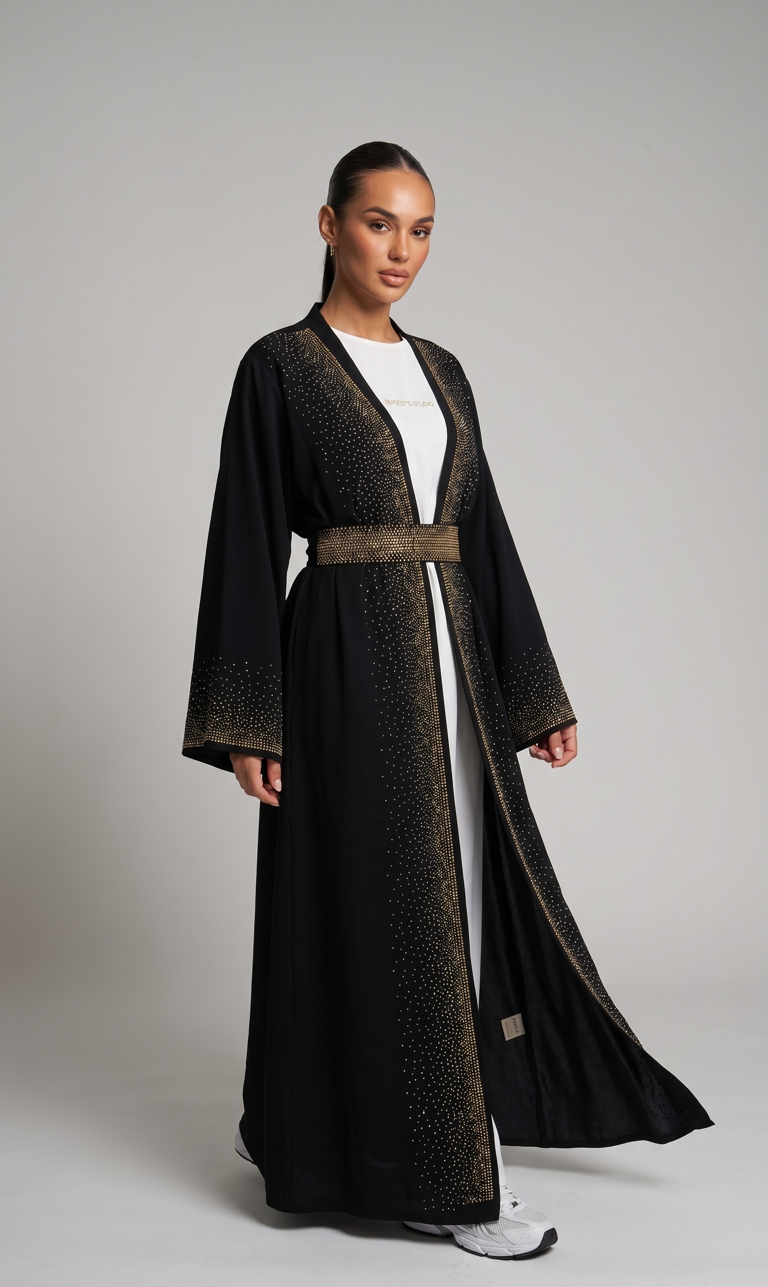 Kimono mit Straßsteinen