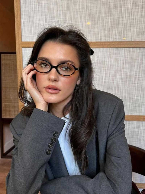 Brille in verschiedenen Farben