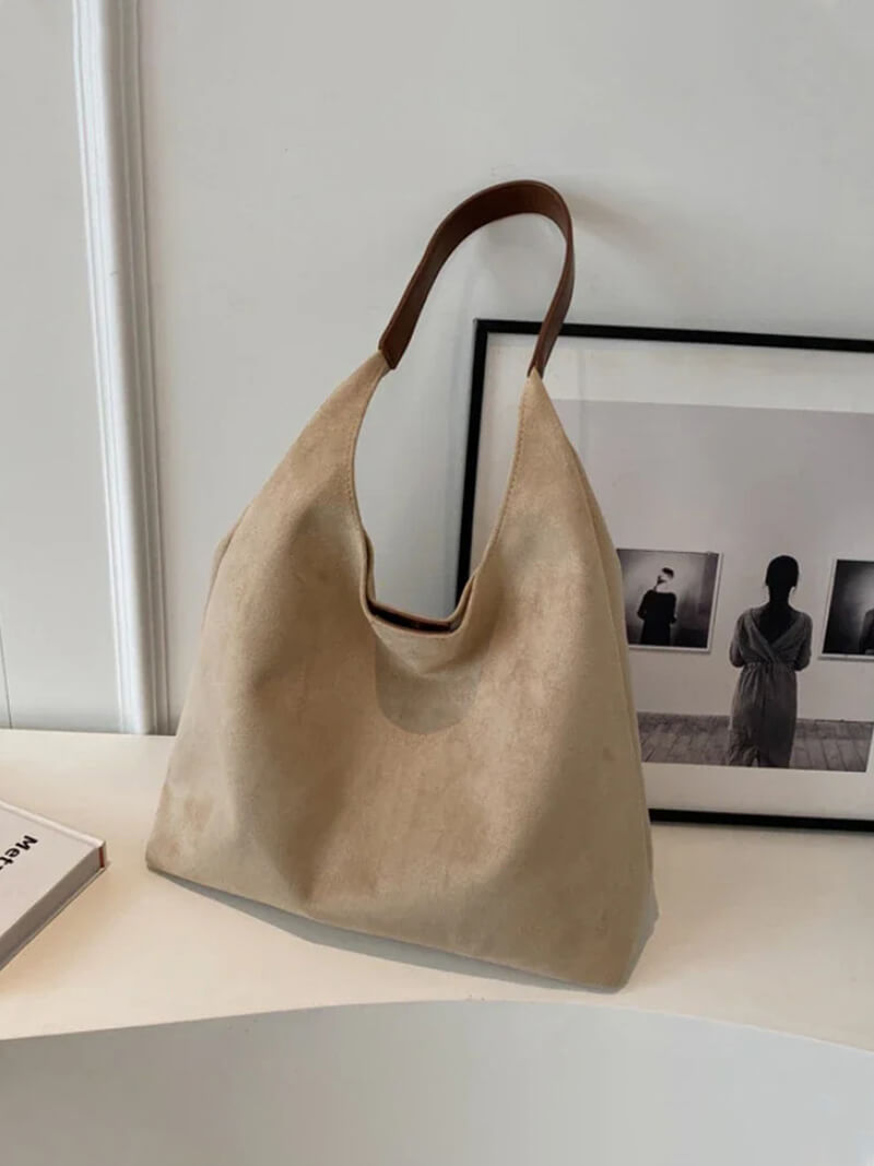 Handtasche in Wildlederoptik